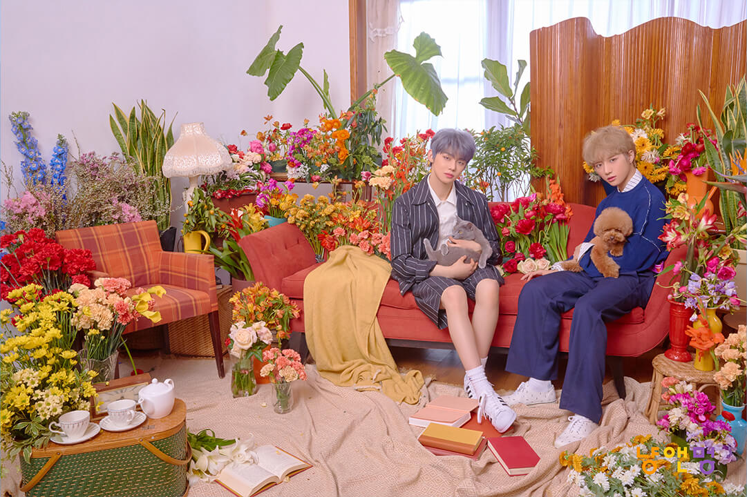 Cat & Dog CONCEPT PHOTO; TOMORROW X TOGETHER 멤버 연준의 사진입니다.